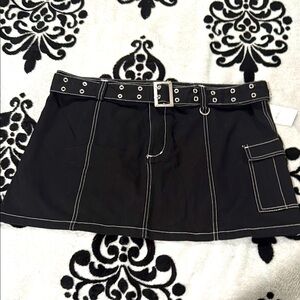 Forever 21+ Black Mini Skirt, White Stitching, Cargo Pocket, Belt New tags SZ 1X